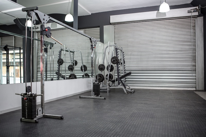 garage gym mirror idea