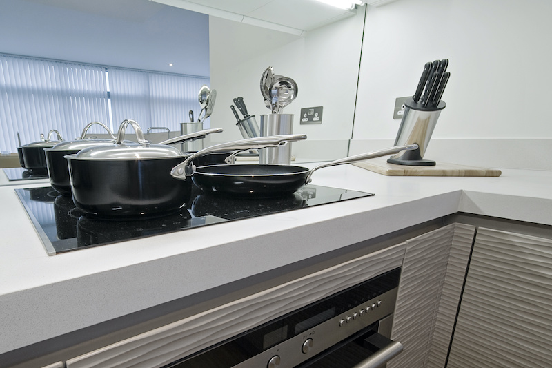 mirror splashback for kitchen